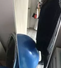 편하고 잘 늘어나서 좋아요 지금 계절에 입기 딱이에요!