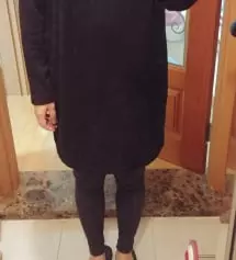 쫀쫀하고두께감도요즘입기에딱좋습니다.