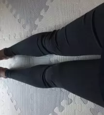 얇지도 않고 지금 입기 딱 좋아요~
