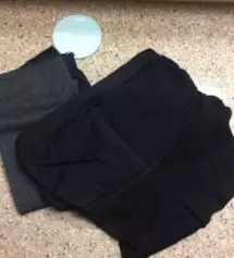 가볍고 면이라 까끌한 느낌이 없어요