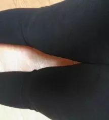 여름용 레깅스만 입다가 요걸 입어서 그런지 생각보다 도톰하고 포근하기까지 하네요 지