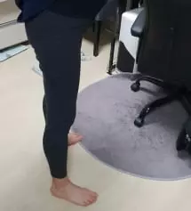 전에 블랙 구매했다가 넘 편하고 좋아서 재구매했어요~ 딱 지금입기 좋은 두께감이에요