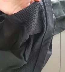 타사 임부레깅스착용했었는데 다리부분이 넘 헐렁하더라구요
