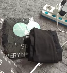 우선 제가 살이많이쪄서 미듐할지 라지할지 사이즈 걱정 많이했는데 잘맞아요
