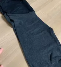 블랙 사고 넘 편하게 잘 입어서 두개 더 구매했는데 차콜색상이 생각보다 더 괜찮네요