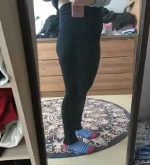 163에 78인데...키작맘레깅스 살껄 그랬어요..
