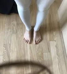 159.8에 61키로 32주차에요. 제키 제 다리길이에는 키작맘이 딱이네요. 둘다 키작맘으로