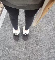 키는 162인데 키작맘으로 사니 앵클 위라 이쁘네요
