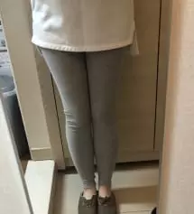 초기때 회사에 입고다니려고 중독팬츠 S 입었었는데
