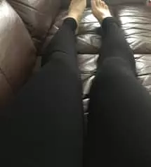 괜찮은거 같아요 길이가 딱 맞는게 신기하고 편하고 좋네요 ㅎㅎ 봄에 유용하게 잘입을