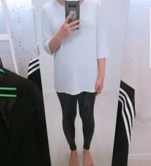 키작맘사이즈가 딱맞을것같은데 오트밀색이 너무사고싶어서 일반사이즈하나.키작맘하나