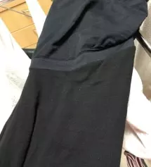 초봄에 딱 입기 좋은 재질이에요 
