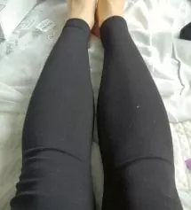 바지가 불편해서 레깅스 삿는데 색상도 이쁘고 무엇보다 너무 편해서 좋아요 앞으로 이