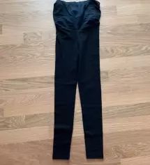 입고 나가보진 않았지만 여름에 입긴 살짝 더울 것 같네용 그래도 배도 감싸주고 정말 