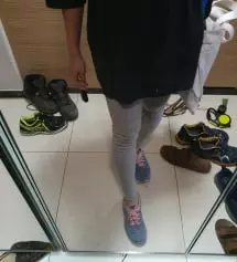 넉넉하고 지금 시기 입기 딱좋아요 12월 출산 예정인데 출산전까지 내내 입을 수 있을 