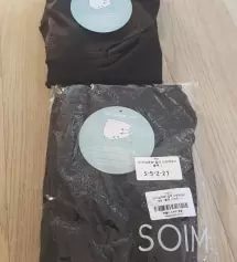 아직 입어보지는 않았지만 스판이라 답답하지 않을 것 같고 배를 감싸주는 부분이 부드