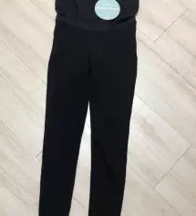 임부복 처음 구매 해봐요~ 아직 배가 많이 나온건 아닌데 바비 입을때 배가 눌리더라구