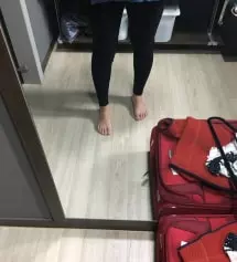 32주인데 불편한거 없이 잘 맞아요 막달까지 잘 입을것같아요 소재도 적당한 두께라 자