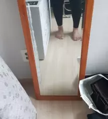 하비라서 끼지않을까 염려했는데 잘맞아요~~촉감도 부드럽고 원피스나 긴티에 받쳐입기