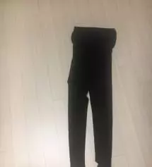 사이즈 딱 맞아요. 두께도 두껍지도 얇지도 않아서 간절기에 딱 맞아요.