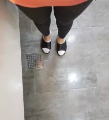 키작맘 차콜로 구입했어요
