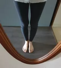 타이트한걸 별로 안좋아해서 라지로했는데 편하고 좋네요~