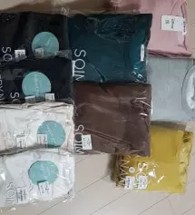 한겨울에는 못입을것같고
