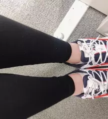 중기 접어들면서 일반 바지나 스타킹은 배를 너무 쪼여 힘들더라구요.. 굳이 임산부 레