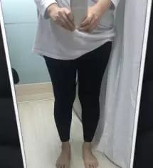 출산 후 배가 아직 많이 안들어가서 주문했는데 편하게 잘맞아요 자주 입을것 같네요