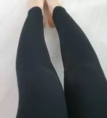 임신 초기인데 벌써부터 뱃살이 늘어났는지 평소입던 레깅스 바지 등이 불편해서 구입했