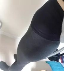 이거진짜 좋아요ㅋㅋ 저 하비중 완전하비라서 바지는L또는 XL로 입는데 이거 M은 딱 편