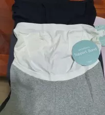 첫아이 지금 6살인데 첫아이때 삿던 레깅스를 지금도 입고 있어요. 물론 헤져서 버린것