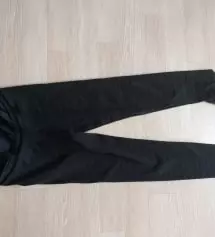 배가 이제 나오기 시작했은데 배를 감싸주니 편할거같아요
