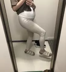 지금 입기 딱 좋아요! 특히 복대부분처리가 엄청 편하고 짱짱해요 🙂 오트밀이랑 진차콜