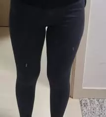 길이도 좋고 따뜻하니 가을에 입기좋아요. 소재도 부드럽고 배가 편안해요.