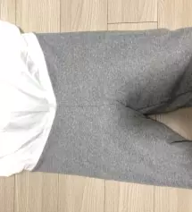 배부분 조임없어 좋아요. 집에서 원피스에 입으려고 샀는데 색상 이쁘고~~ 외출할때 입