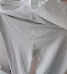 배송도 빠르고 다리 길이도 잘 맞고 좋아요.