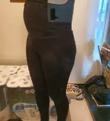 전에 멜란지 색상 구매했었는데 입어보고 넘넘 편해서 블랙으로 한벌 더 샀어요. 면이라