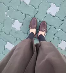 착 밀착되어 다리가편안하네요.키가 168인데 길이도 짧지않아 좋고, 심리스 support ba