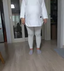 레깅스 배부분이 길어서 배를 다 덮고 완전 편하네요
