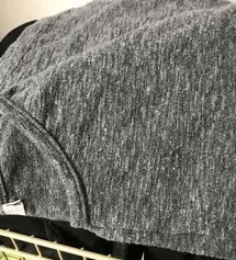 작년에 구입해서 입었는데 좋아서 재구매