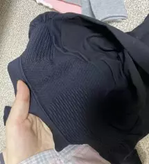 레깅스 여기서 많이 사입어보구 재구매 해요~ 스판기도 있으면서 배를 조이지 않아용