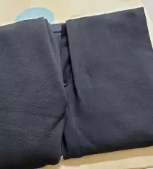 3년전에 차콜로 구매했었어요! 매해 겨울마다 너무 잘 신고 있어요. 둘째 임신해서 또 