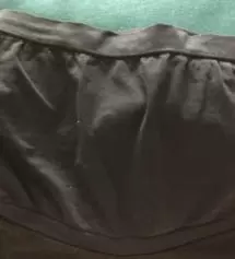 15주 중기에요 만삭까지 입을 생각하고 라지 구매 했어요~
