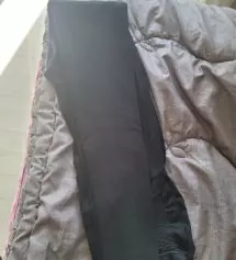 키가 커서 엄청 찾아보다 구매했어요. 일단 엄청 편해요. 입다보면 발목이 살짝 올라가