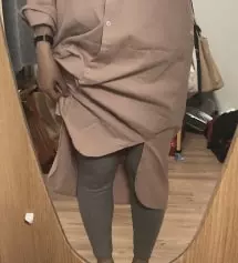 34주 임산부예요. 봄에 편하게입으려고 주문했는데 메란지 색상으로 선택하길 잘 한것같