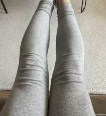 얇고 보들보들해서 지금 입기 딱 좋아요! 소임에서 첫 구매라 시행착오가 있었어요. 키