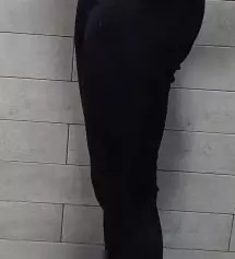 바지는 넘 입고싶고 쌀쌀해지는 날 대비 구입했어요.  후기보고 믿고구입했는데 만족이