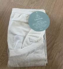 길이가 딱 좋아요 !! 신축성도 좋고 편안한 잘 입을 것 같아요 ㅎㅎ