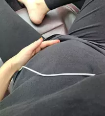 배 감싸주는데 진짜 너무너무 편해요 👍 재구매 의사 있습니당
